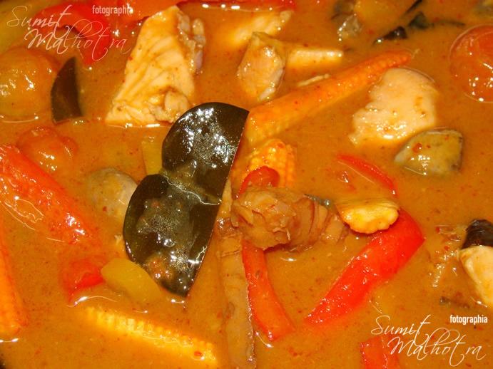 The fiery thai chicken in red curry recipe
