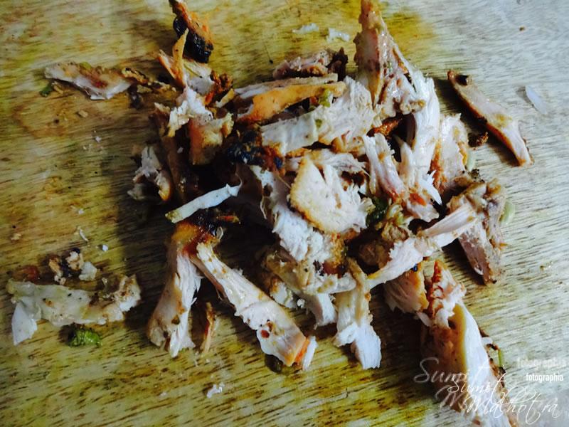 Shred the tandoori chicken