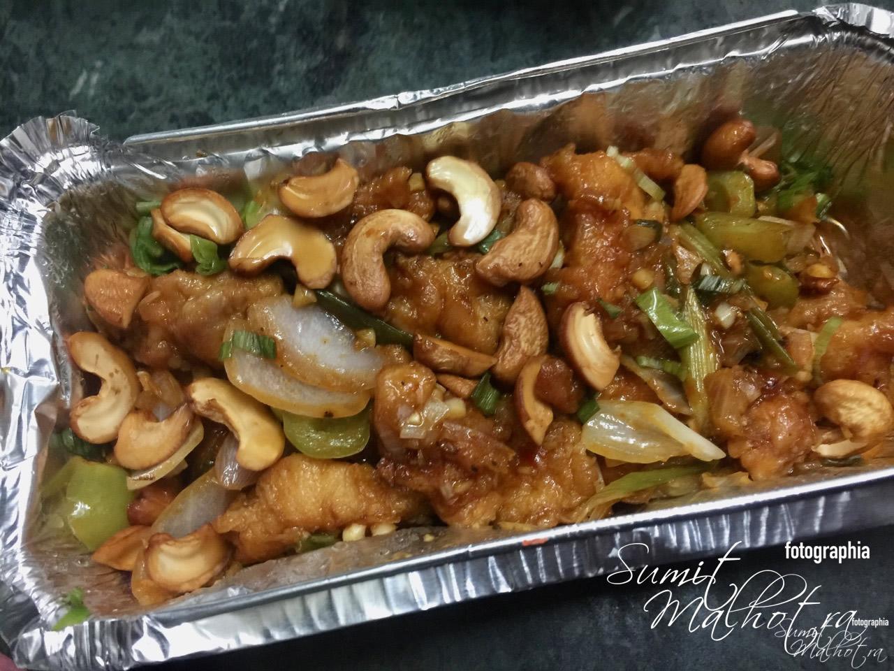 Crispy chicken with smoked chilli, ginger and cashewnuts.