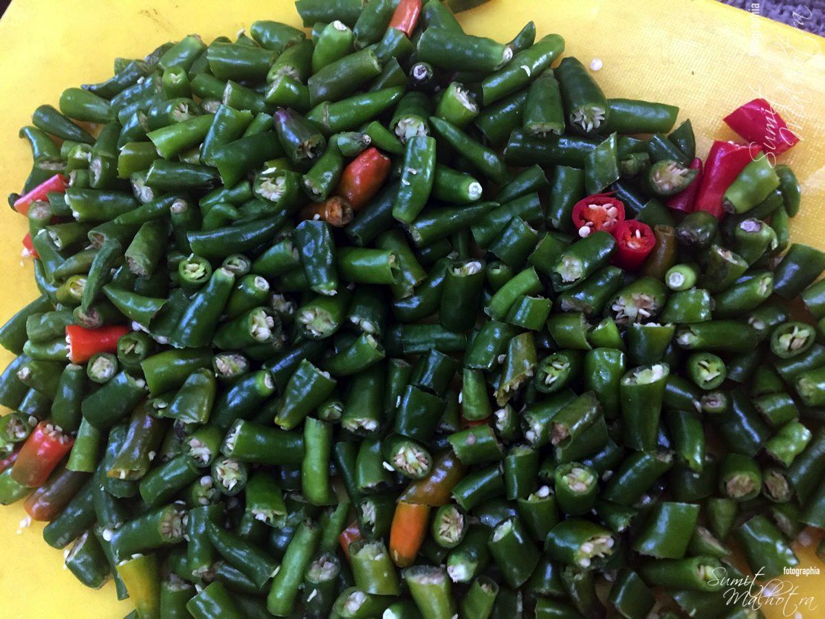 Chop the green chillies