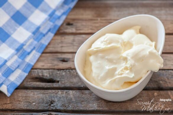 Homemade sour cream recipe