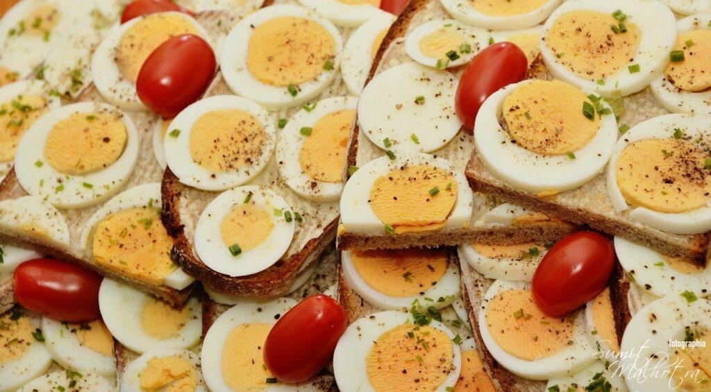 Boiled eggs on toast - a favorite in surat