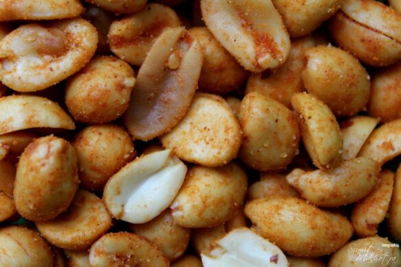 Spicy peanuts | spanish spiced peanuts | cacaheutes can sal picante tapas