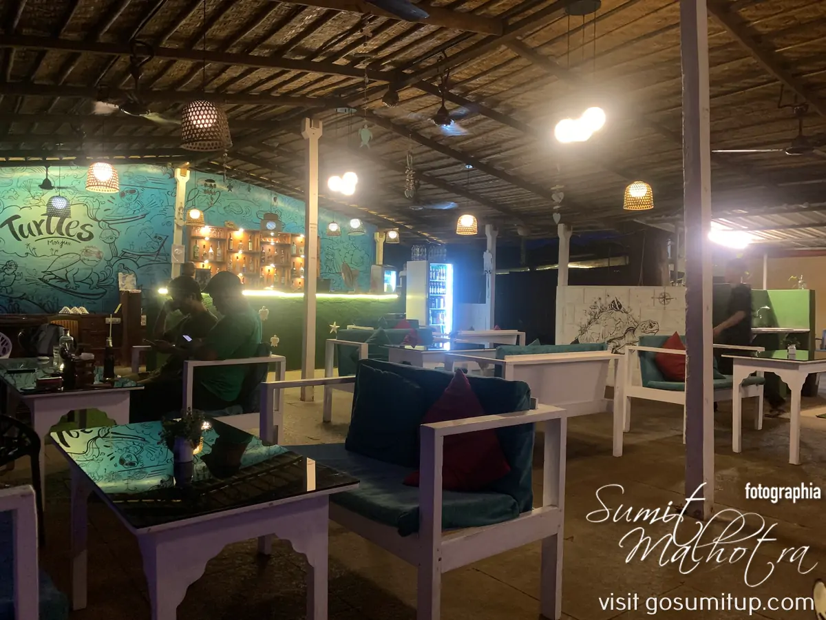 Turtles restaurant & bar - dining area Turtles restaurant & bar - dining area