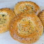 Fresh naan-e-uzbeki Fresh naan-e-uzbeki