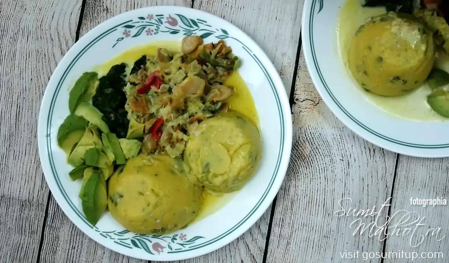 Fungee and pepperpot with avocado