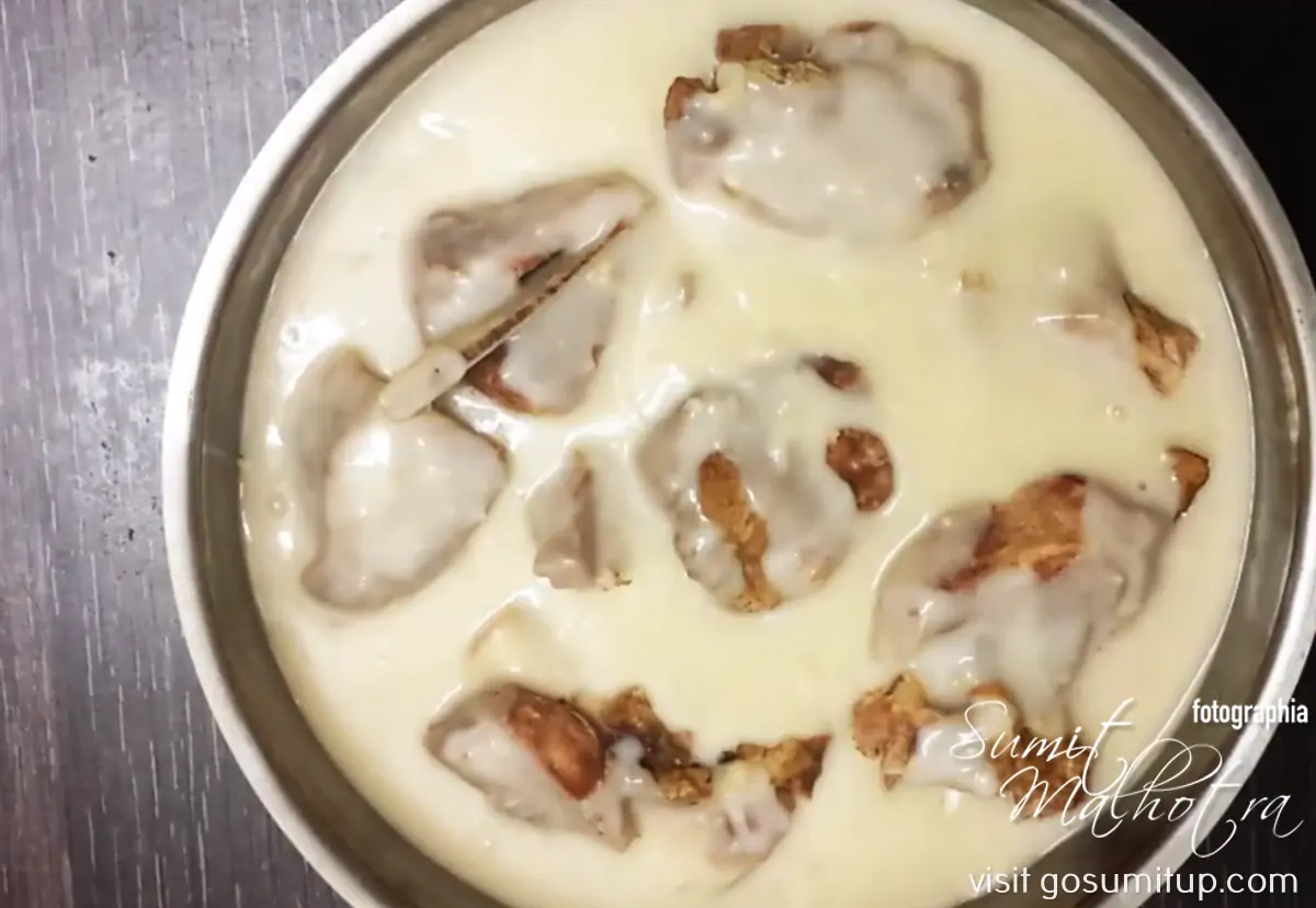 Layer of roux - tavë kosi Layer of roux - tavë kosi