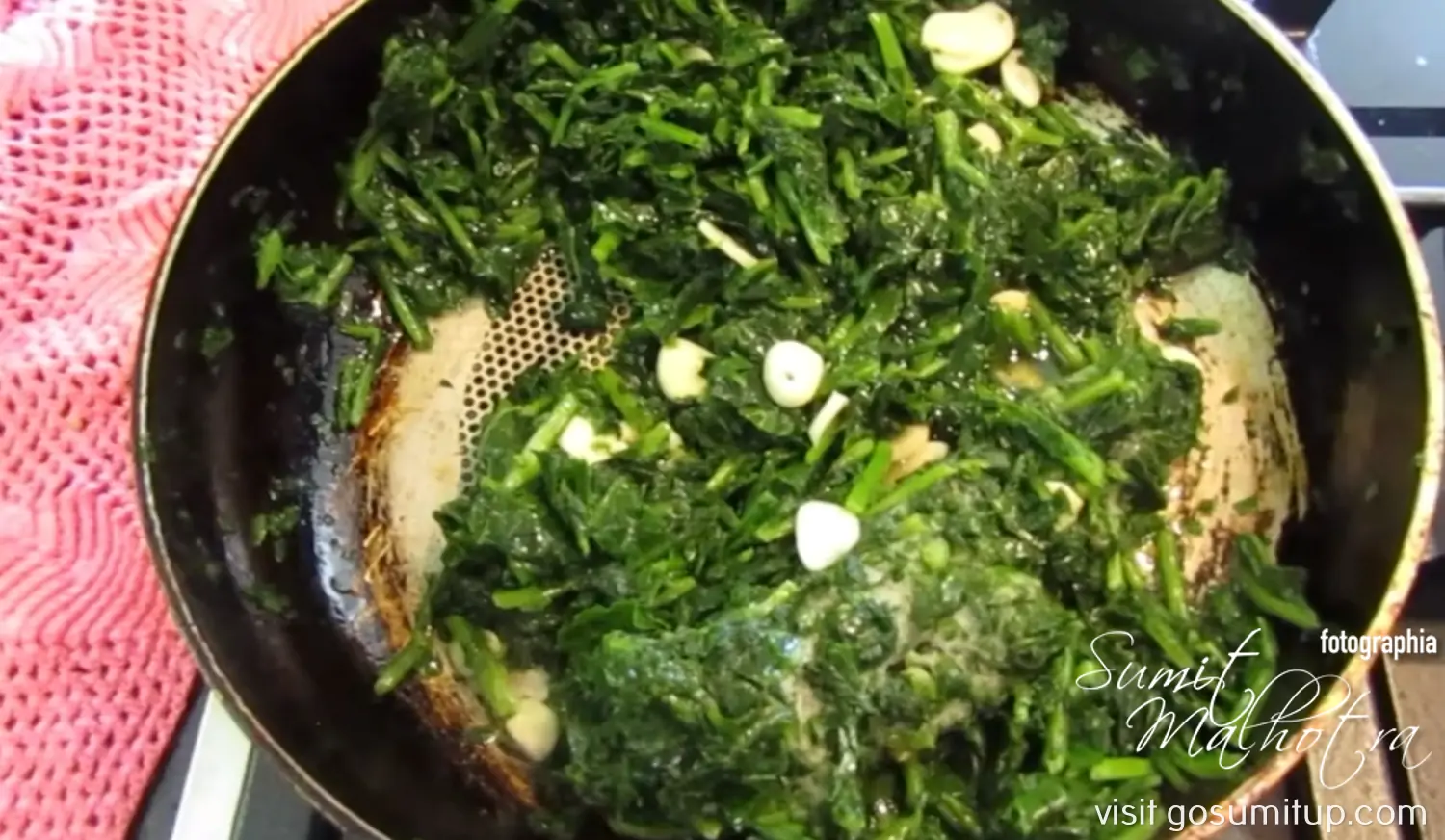 Muamba de galinha accompaniment - spinach