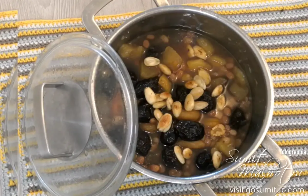 Tajine lham lahlou - ready for boiling Tajine lham lahlou - ready for boiling