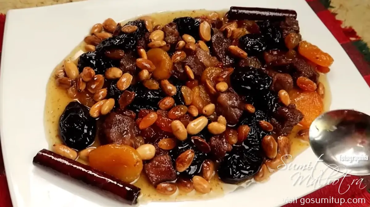 Tajine lham lahlou - served Tajine lham lahlou - served