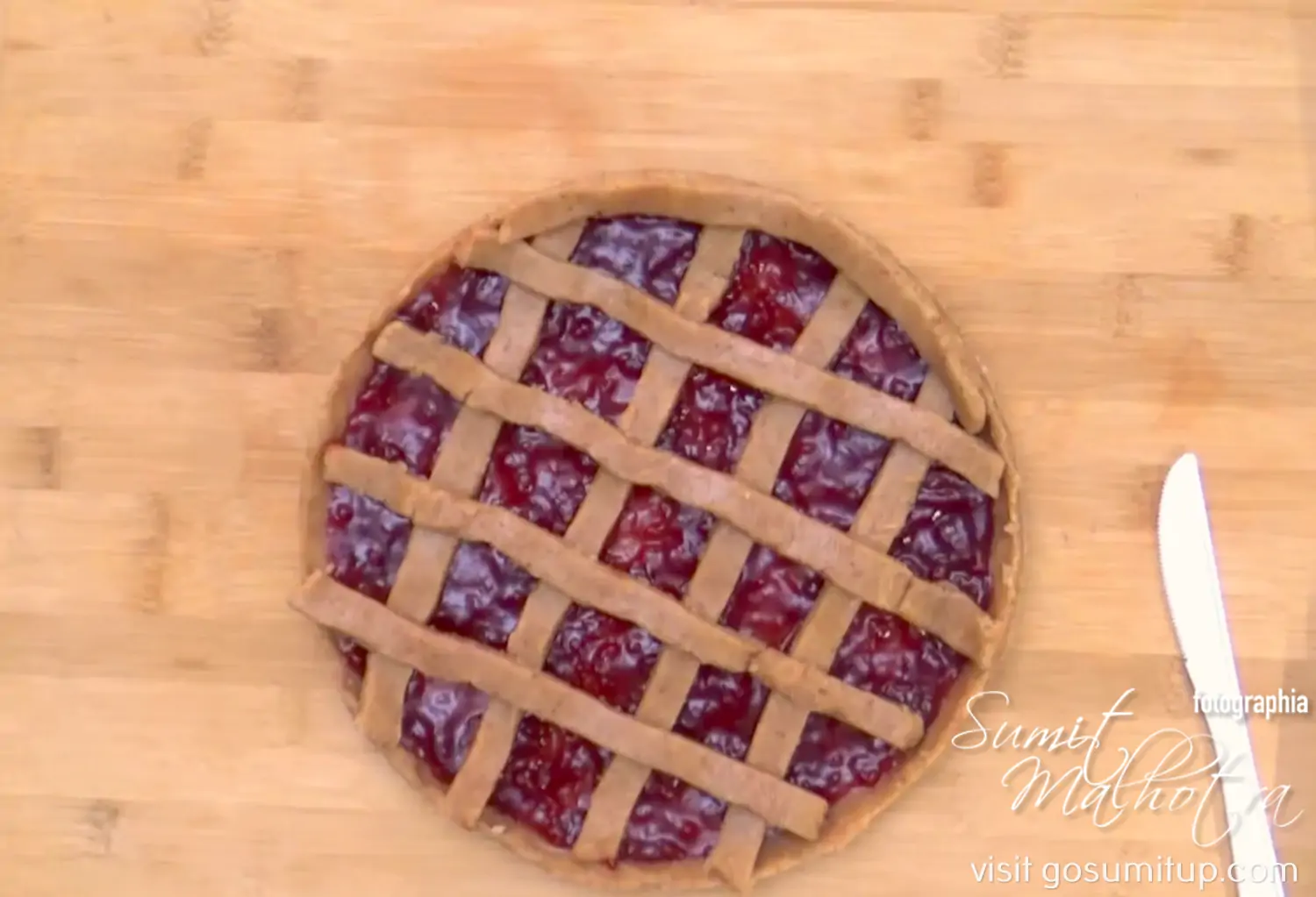 Lattice linzer torte