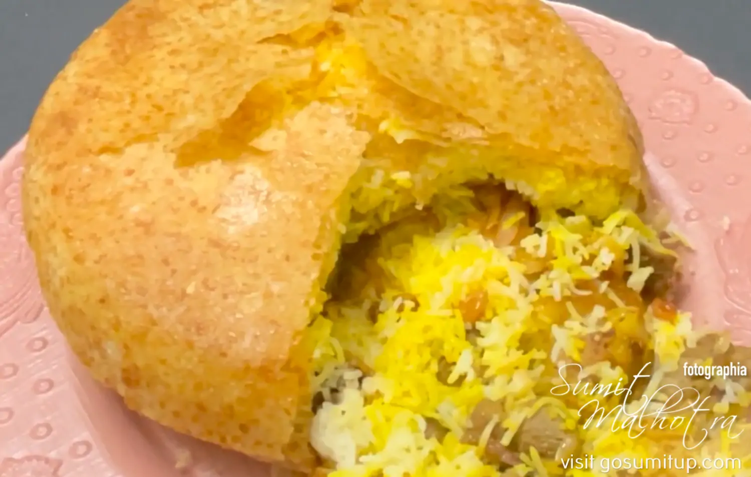 Shah plov's casing is sliced open