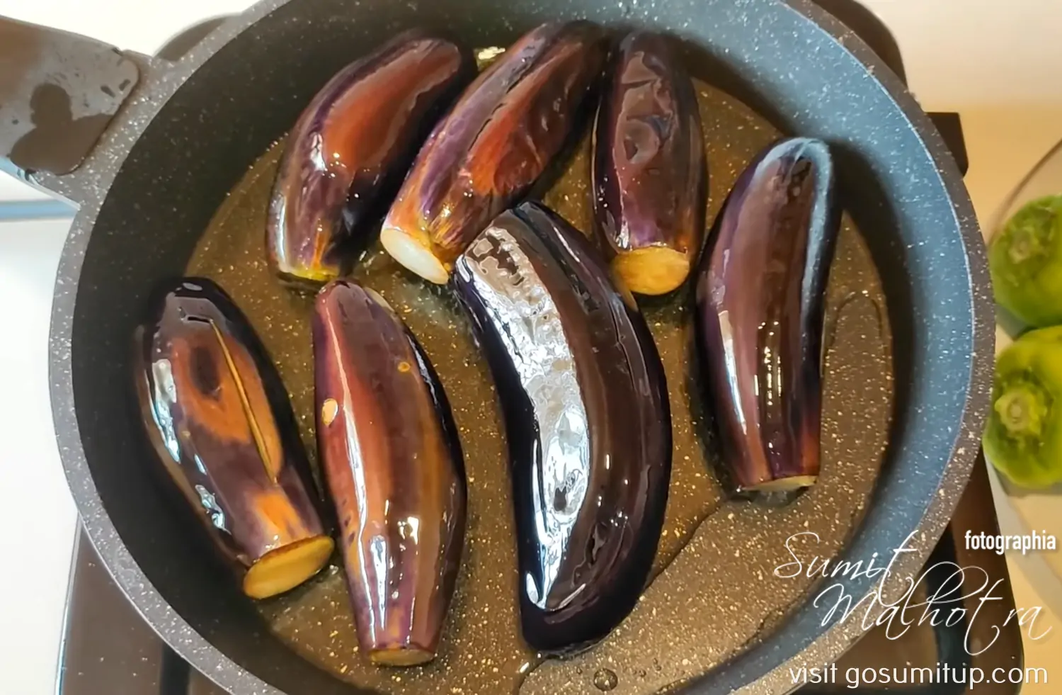Eggplants being fried üç bacı | uc baci dolma Eggplants being fried üç bacı | uc baci dolma